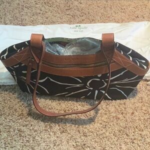 Kate Spade - Leather and canvas handbag✨